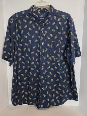 Men's Pineapple Buttom Up Shirt XL 46/48